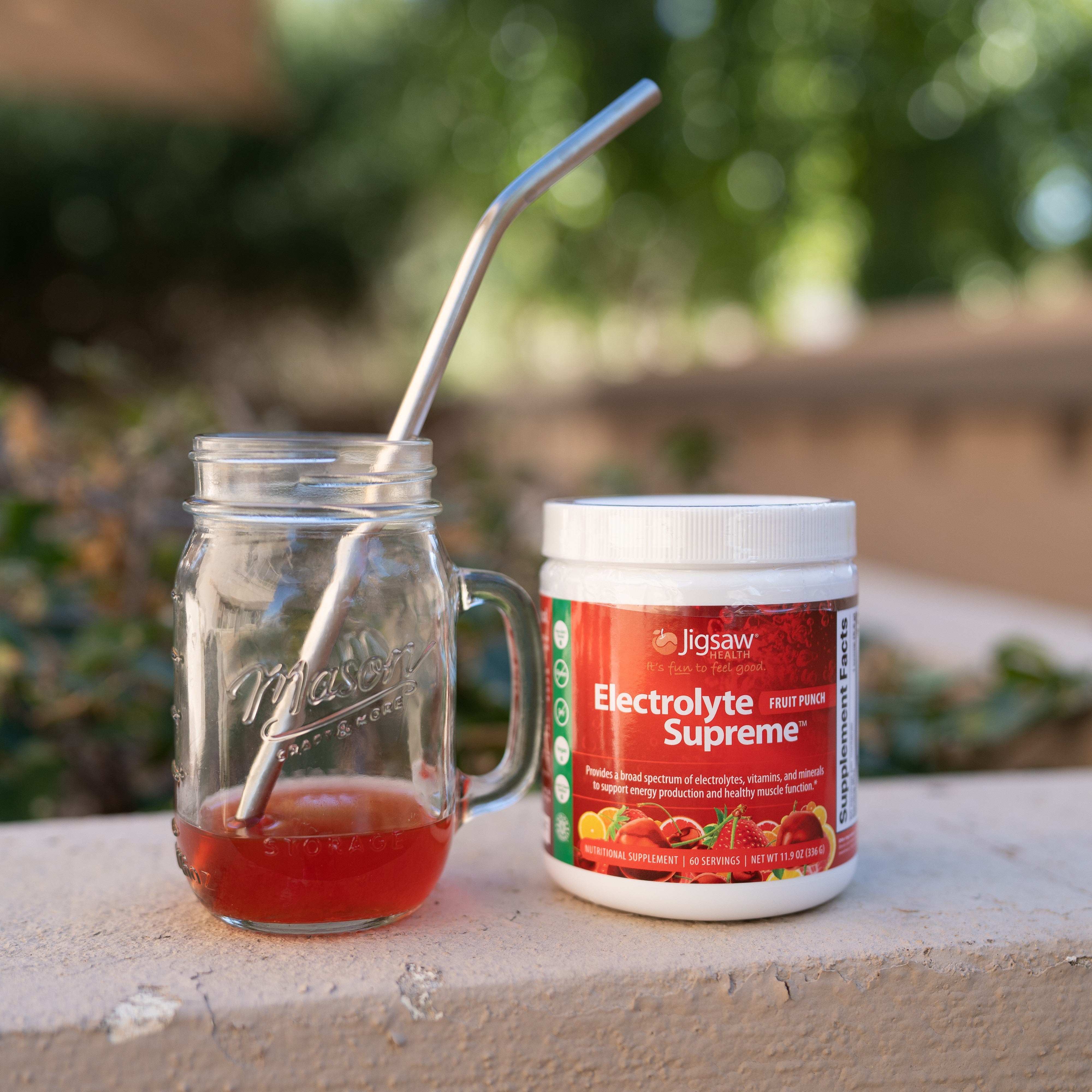 Product Slider Image for Jigsaw Electrolyte Supreme™ - Fruit Punch (jar)